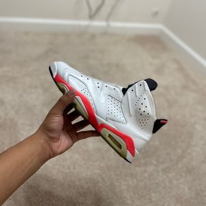 Jordan 6 white infered size 11